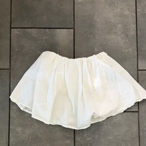 Chic White Strapless blouse